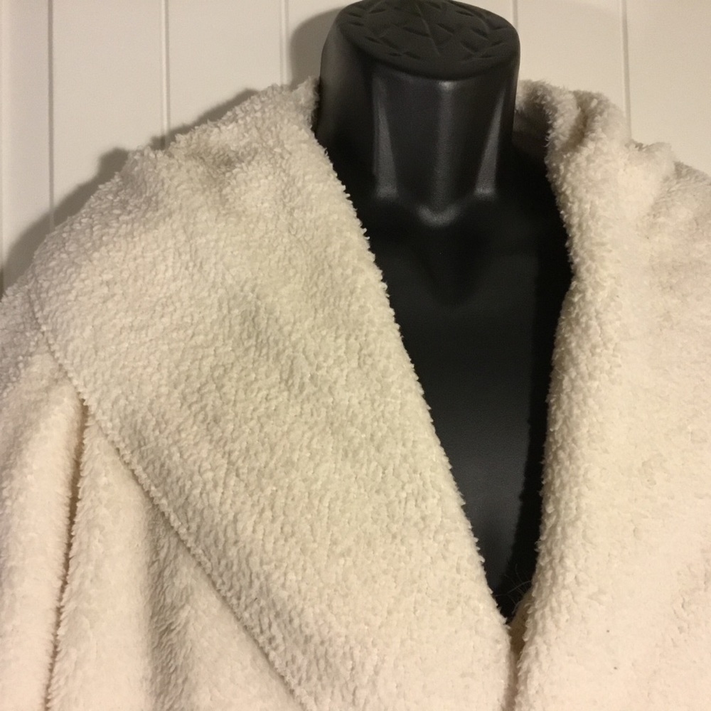 Oboe Coat Hooded Teddy Bear Fuzzy Fluffy Ivory S/M